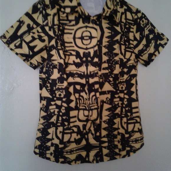 Top - Picture 2 of 3